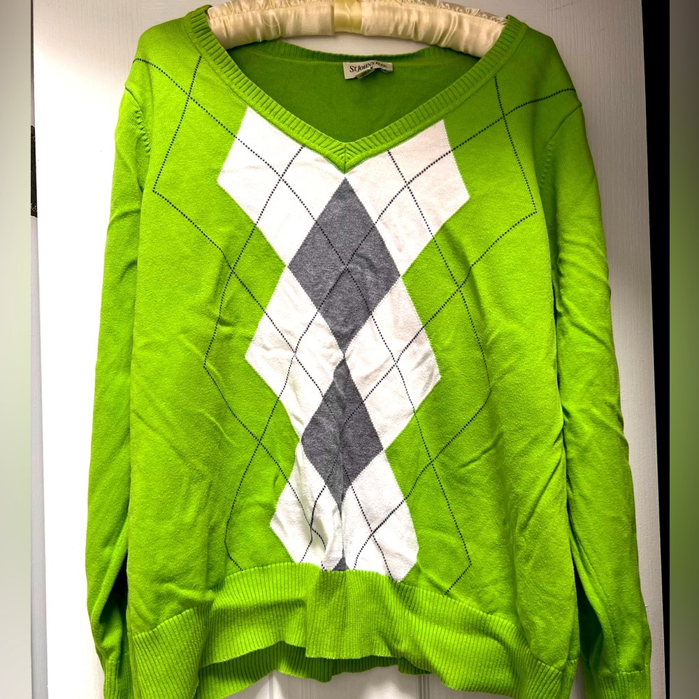 Green argyle sweater. 100% cotton. Lightly worn.